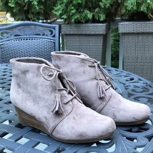 Beige Booties *FALL ESSENTIALS*